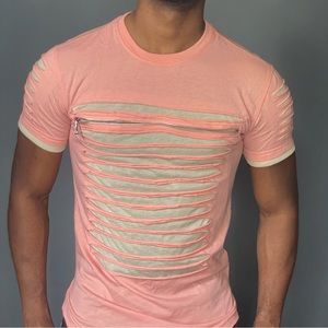 Pink T-shirt with zipper